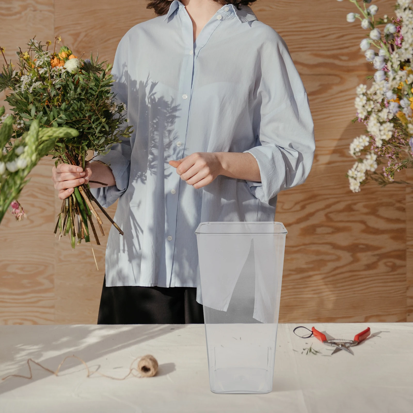 

1pcs Acrylic Bucket Transparent Smooth Edge Round Desktop Storage Container For Home Decorative Plants Flower Arrangement Wake