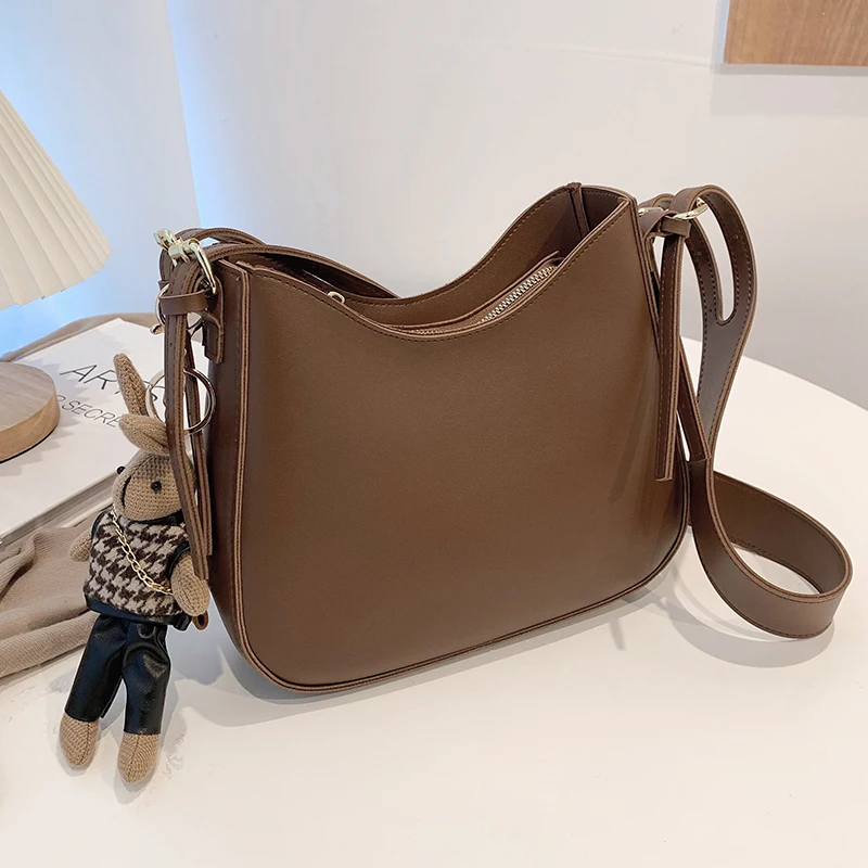 

Vintage Faionable Women's Buet Bag Crossbody oulder Bag Simple Sli Small Pa 2025 New Arrival PU Leather Handbag