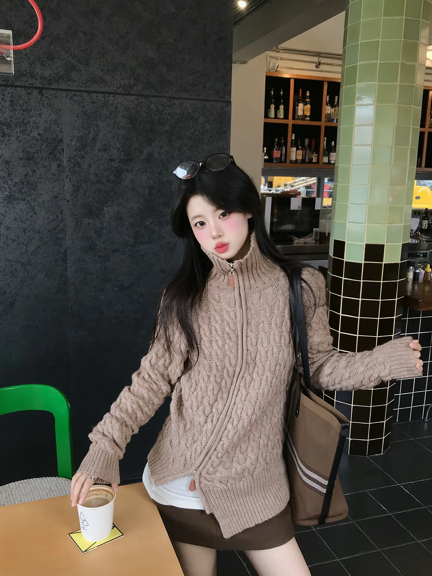 

Карамельный вязаный свитер-кардиган женский с высоким воротником, верхняя одежда, зимний, модный, ретро, прямой крой, с длинными рукавами