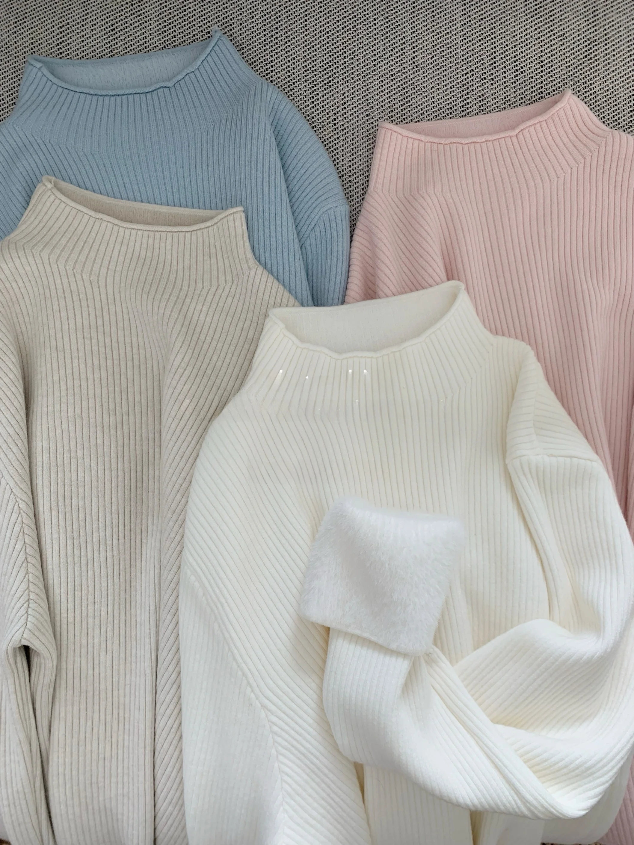 

Fretaro Women's Knitted Sweater Inteated Fce f High Collar Easy to Wear Inner Wear Autumn Winter Sle Versatile Top