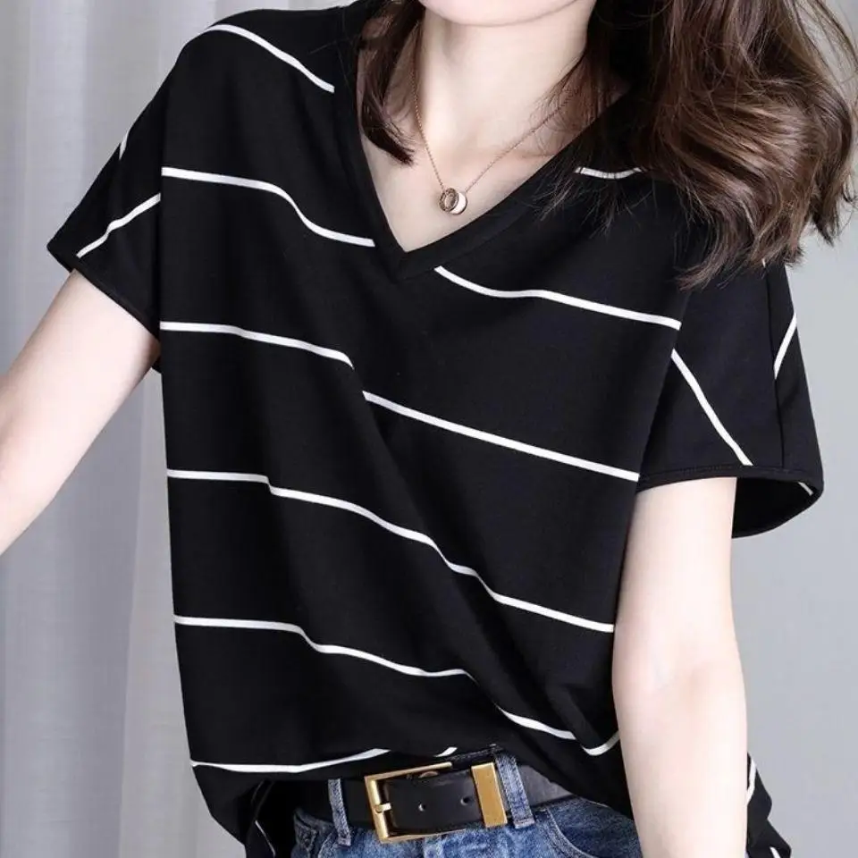 

Женская летняя футболка больших размеров с V-образным вырезом, в полоску, с рукавами «летучая мышь», повседневная, универсальная, тонкая, свободного кроя, удобная