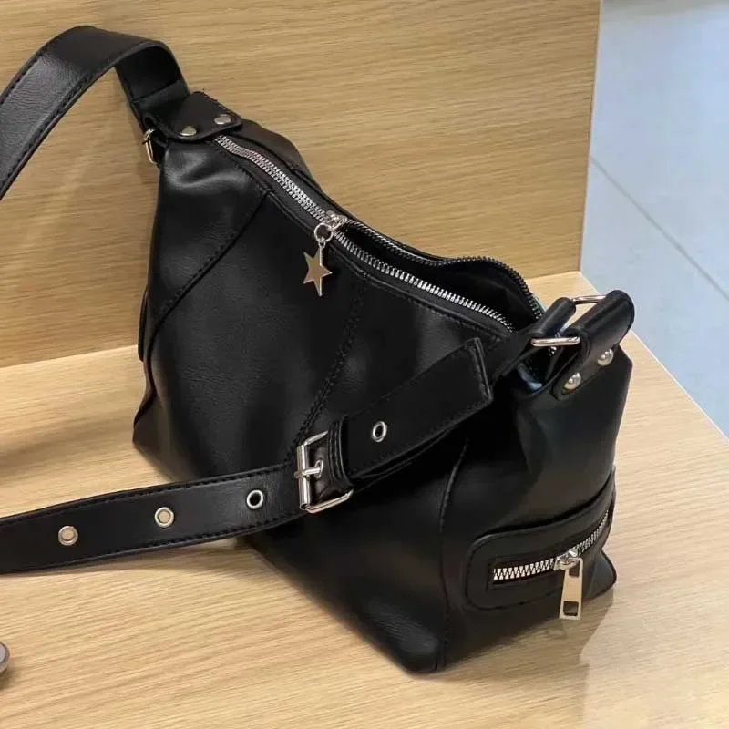 

Y2K Korean Gothic Star Girl Black Handbag Trendy Women Messenger Tote Bags Harajuku Aesthetic Vintage Shoulder Crossbody Bag