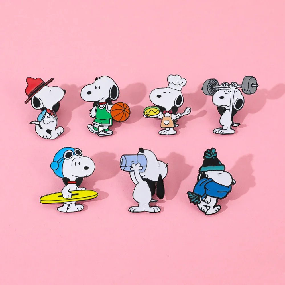 Snoopy Cartoon Hund Emaille-Brosche Anstecknadeln Sport Surf Basketball Fitness Koch Figur Abzeichen für Jeans Taschen Cosplay Dekoration Geschenk