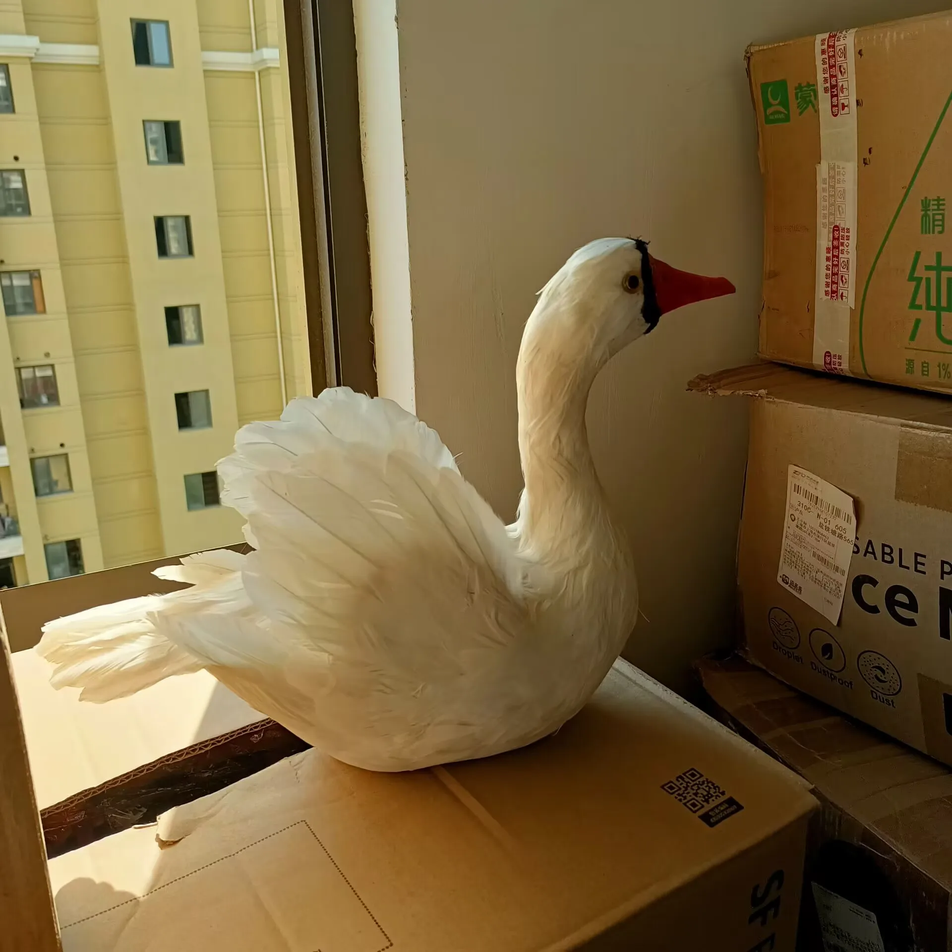30x35cm White Swan Model Simulation Foam & Feather Gift New Design Waterfowl Ornament Approximately 11.8x13.8inch Size
