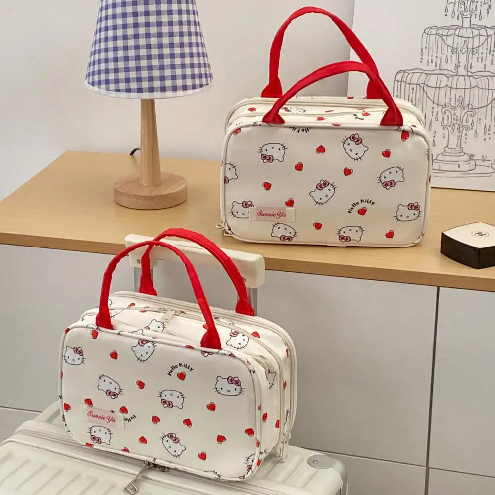 

Sanrio мультяшная косметичка Hello Kitty для женщин Kt, большая вместительная перегородка для туалетных принадлежностей, новинка 2025, дорожная портативная сумка для хранения