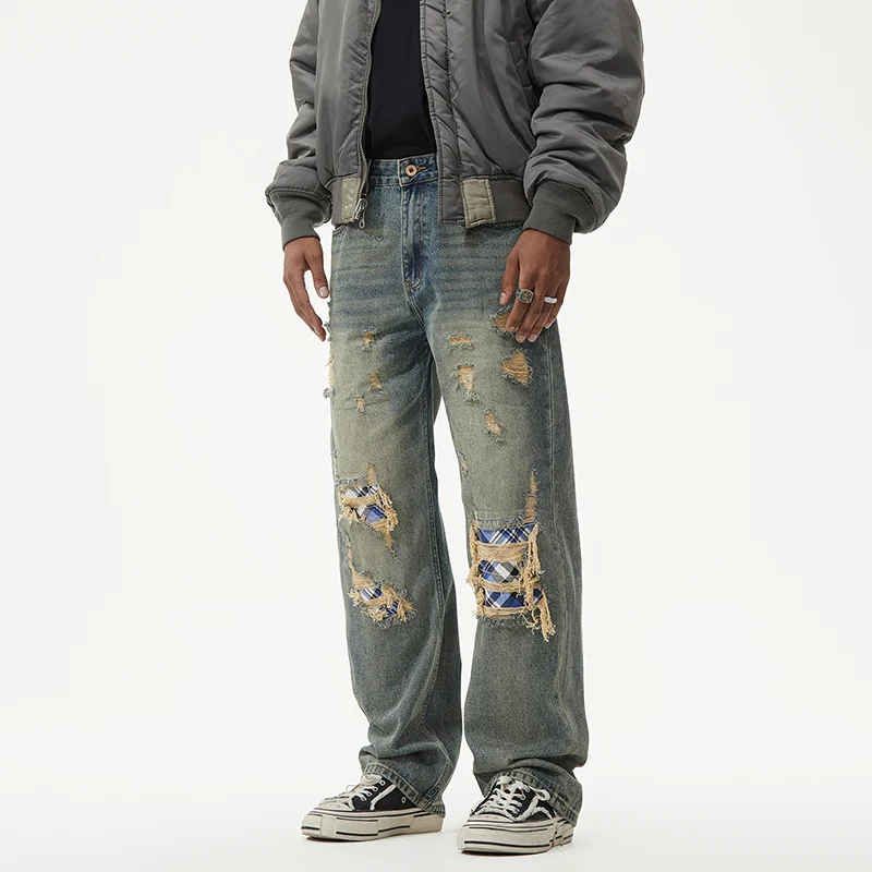 Streetwear modelli retrò autunno e inverno di jeans da uomo fori rotti patch di personalità patch pantaloni dritti larghi modelli da uomo