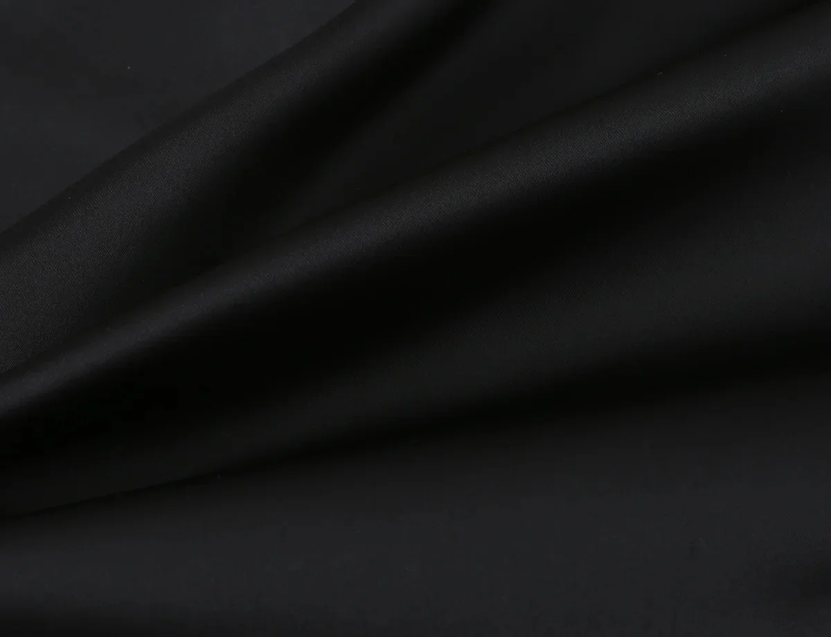 KONDALA Damen Sommer Schickes Satin-Minikleid Elegantes Kontrastierendes Ausschnitt-Trägerkleid Neu 2026 Modisches Dinner-Party Sexy Kleid – Detail 8
