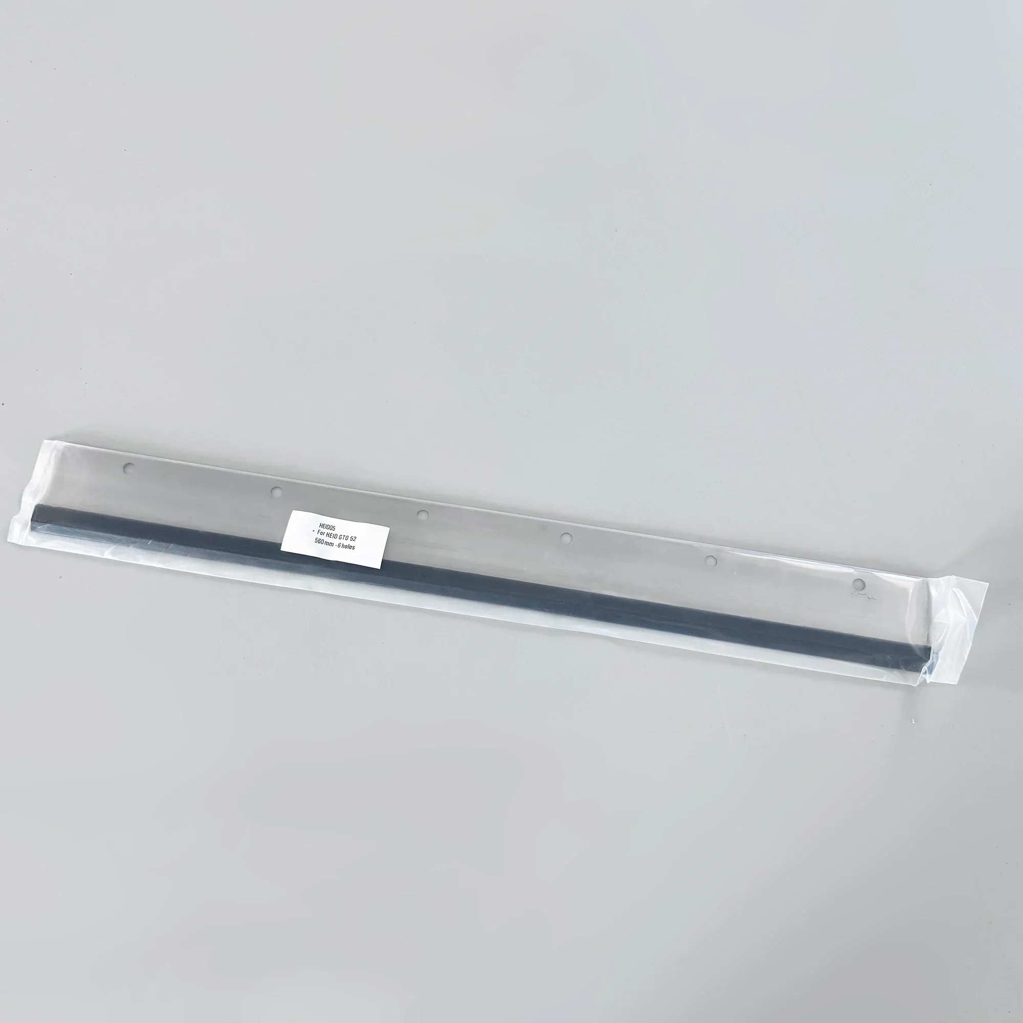 

1 Pcs 69.010.180 Wash Up Blade For Heidelberg GTO52 560x60x0.5mm 6 Holes Printer Parts