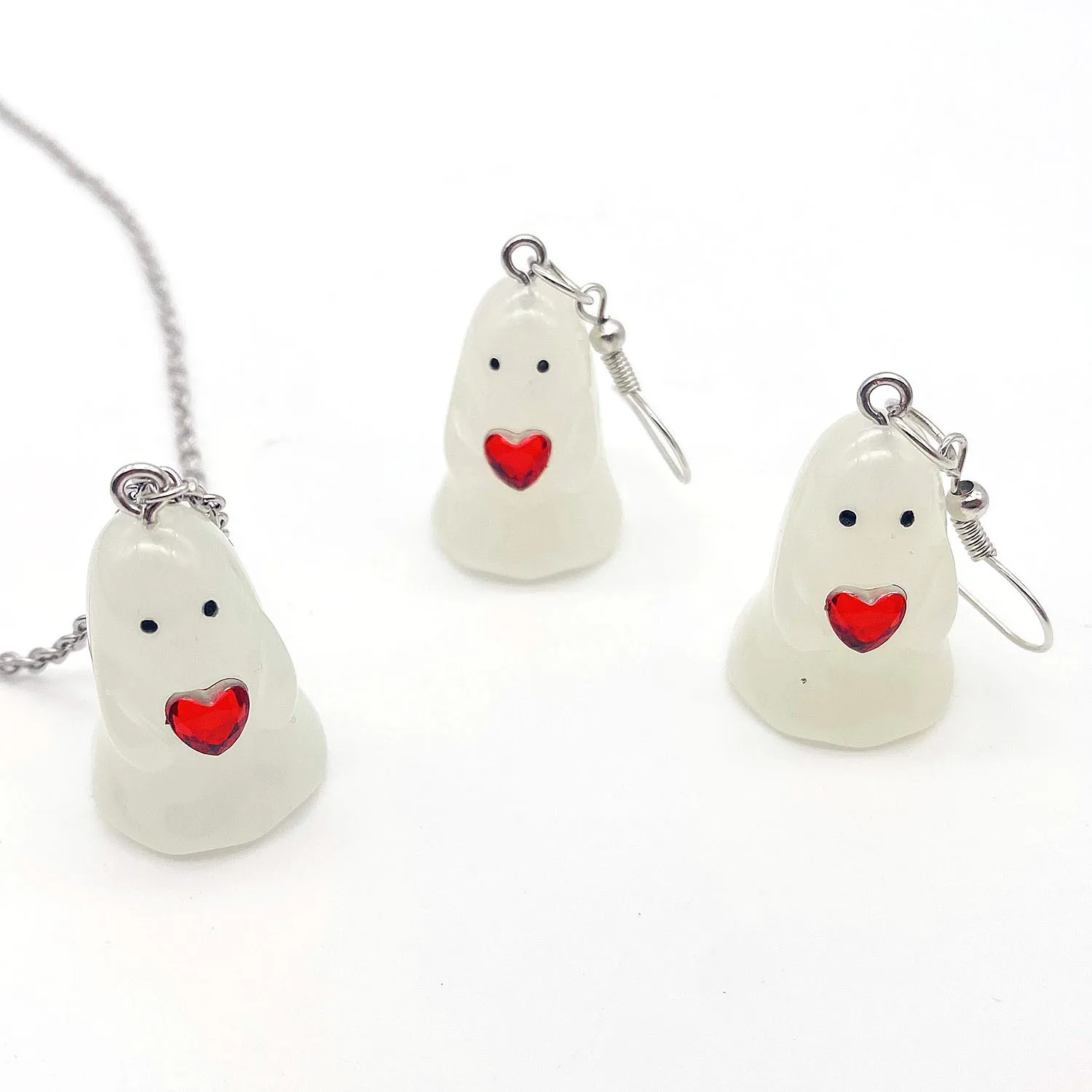 Night Light Ghost Acrylic Halloween Necklace Christmas Tiny Glow-In-The-Dark Spooky Charm Earrings for Women Party Jewelry Gift