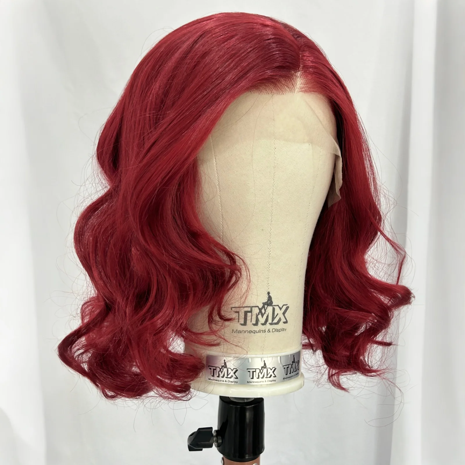 

Бордовый Короткий Вьющийся Волнистый Серебристый Парик Боб Синтетические Волосы Боковая Часть До Плеча Объемная Волна Темно-Красный 13X4 Фронтальные Парики для Женщин