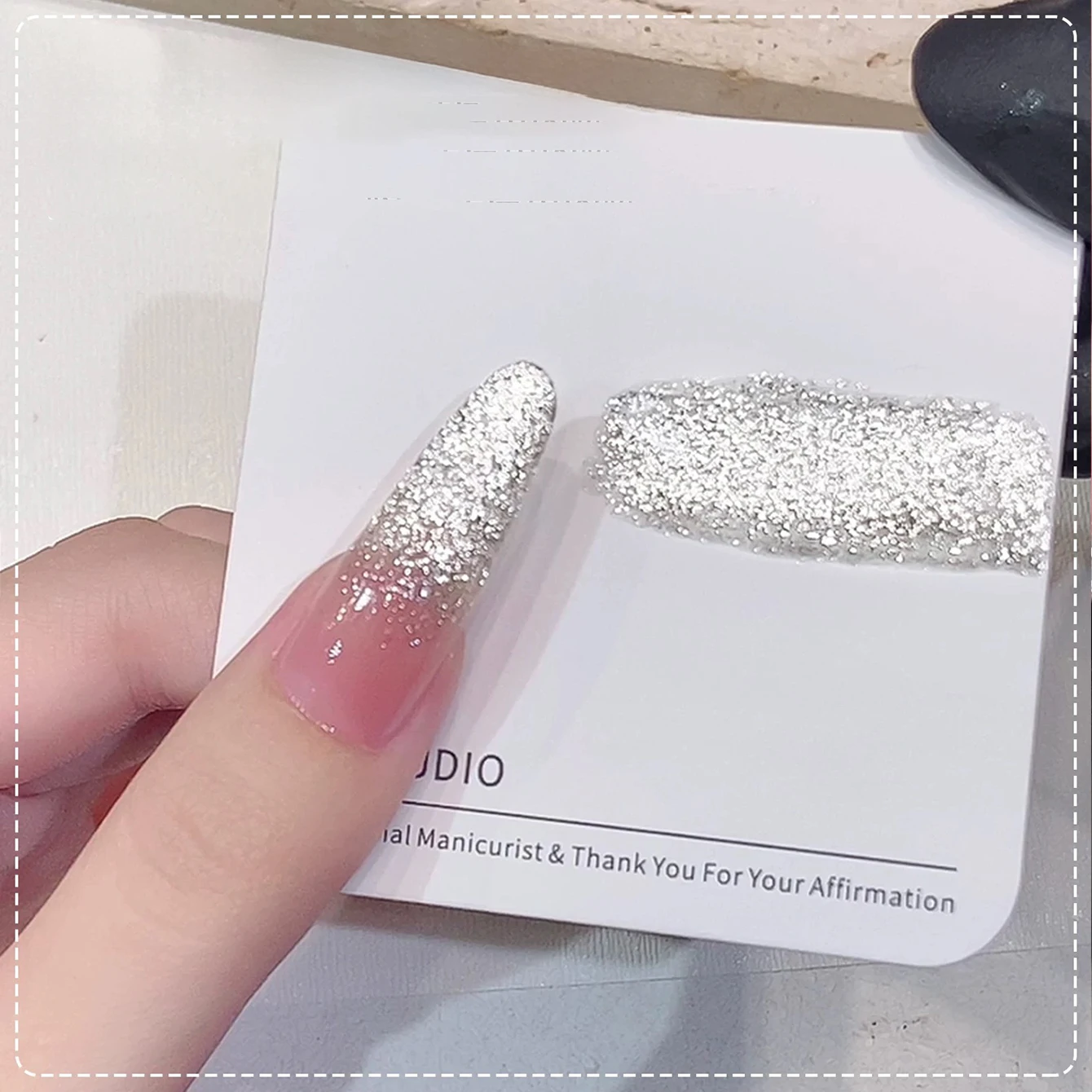 

1pcs WS Autumn Winter Nails Super Flash High-dentisy White Broken Diamond Cat Eye Gel Nail Polish 2025 Y2K Nails Flashing Gel