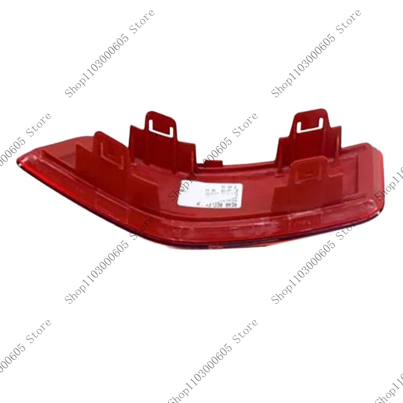 For Volvo C30 2007 2008 2009 Car Accessories Rear Bumper Light Reflector Brake Warning Signal Light 31213993 31213992