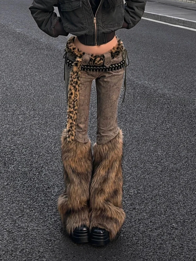 

Женские брюки-клеш из вельвета с низкой талией, с вставками из искусственного меха, в американском уличном стиле, удлиненные, с эффектным дизайном