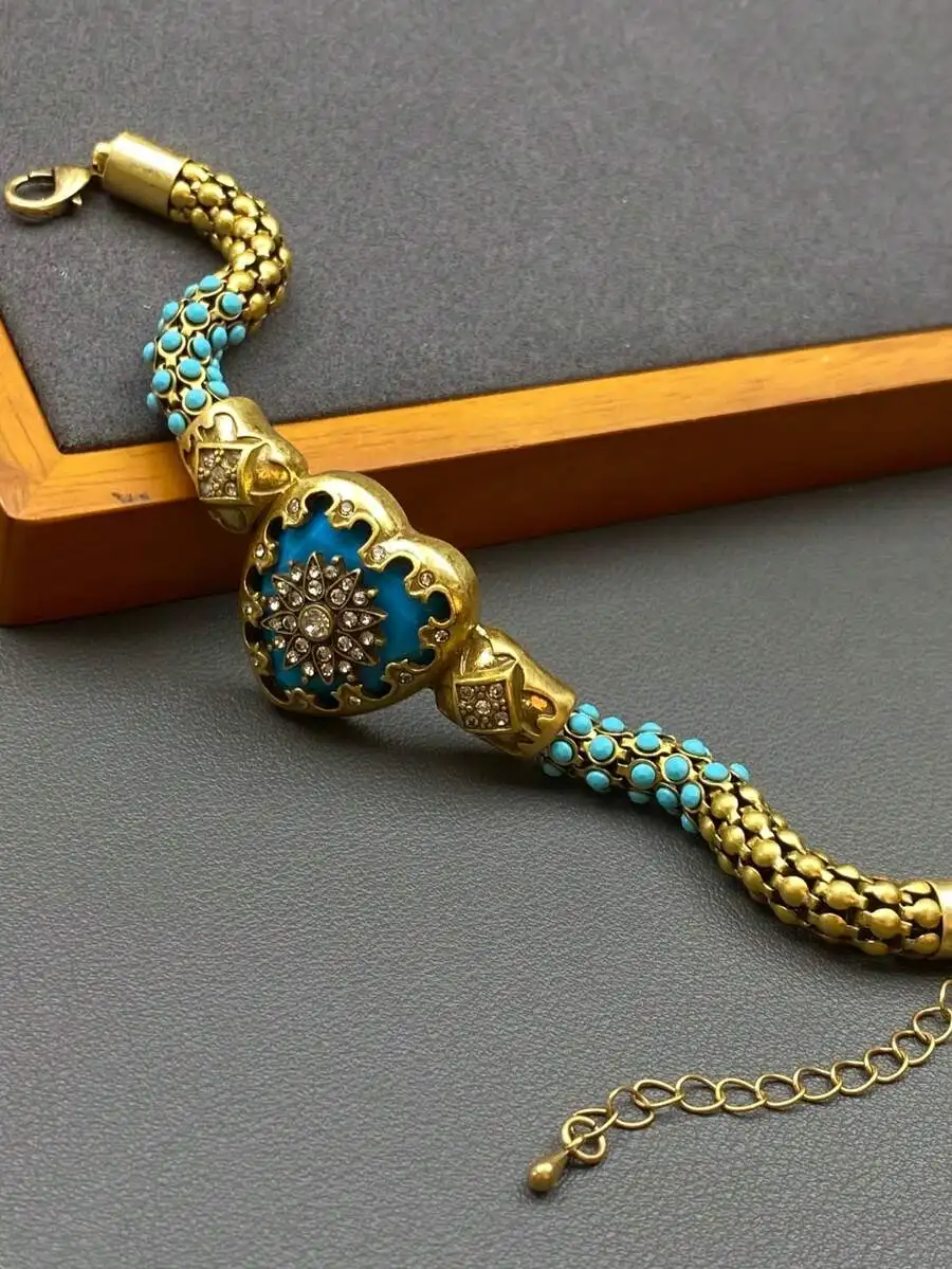 

Vintage Heart Shaped Turquoise Blue Fashion Bracelet With Crystal Accents For Women