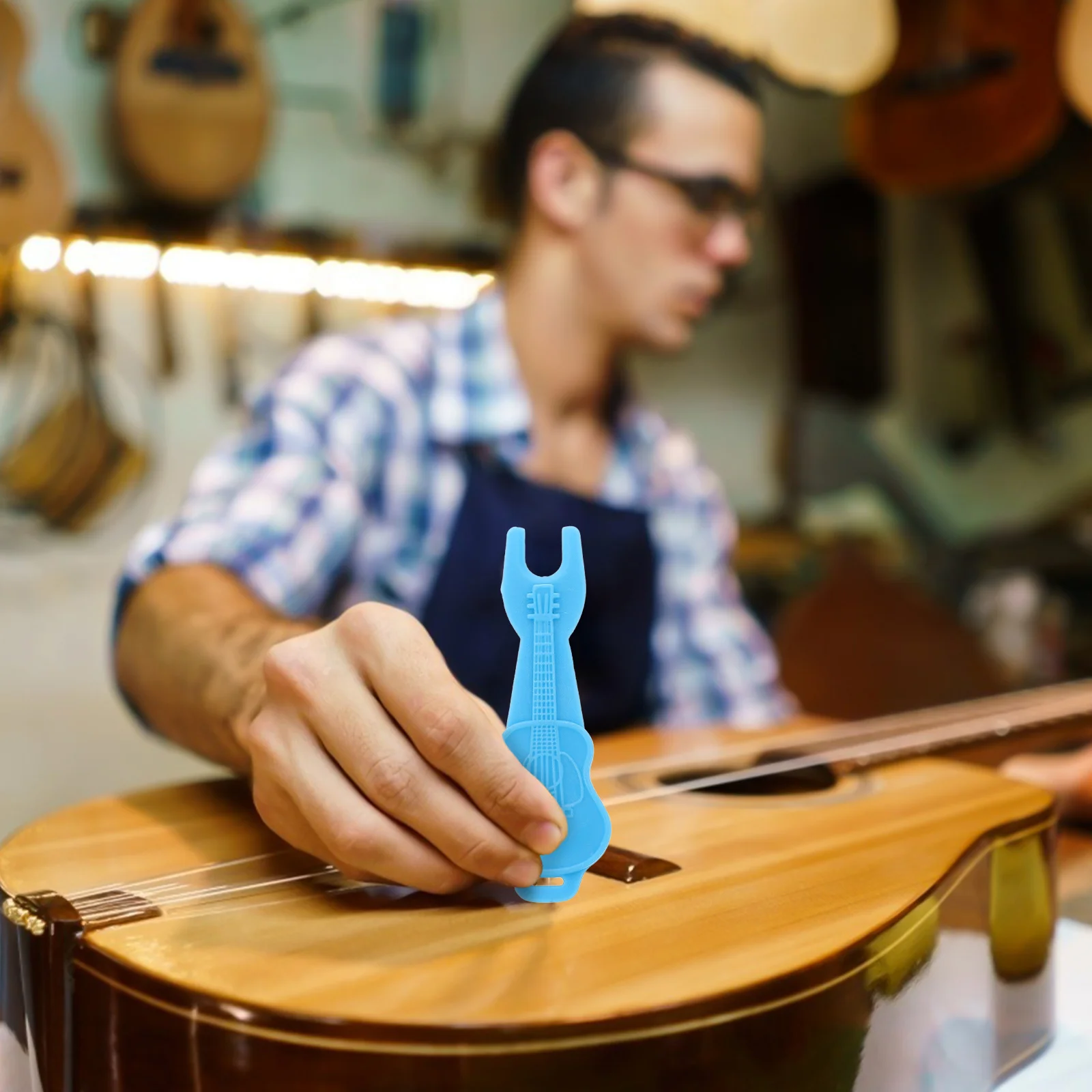 

10Pcs Guitar String Winders Sky-Blue Durable ABS Plastic String Lifters Needle Pullers Guitar Accessories for Acoustic Electric
