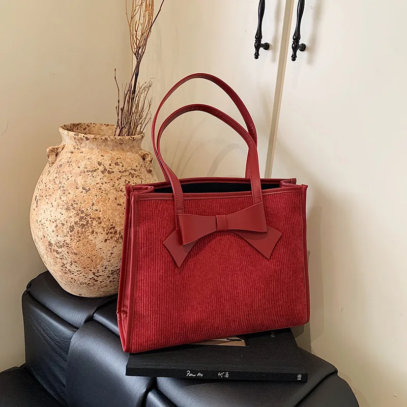 

2025 Fall New Red Tote Bag | Stylish Niche Designer Purse | Large Capacity Handbag Shoulder Bag