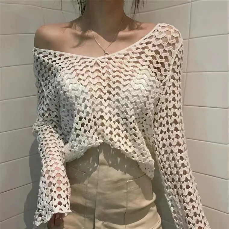 Sheer Crochet Top Long Sleeve Heart Embroidery Openwork Knitted Blouse Pullovers Women Summer Boho Vacation Beach Outfit