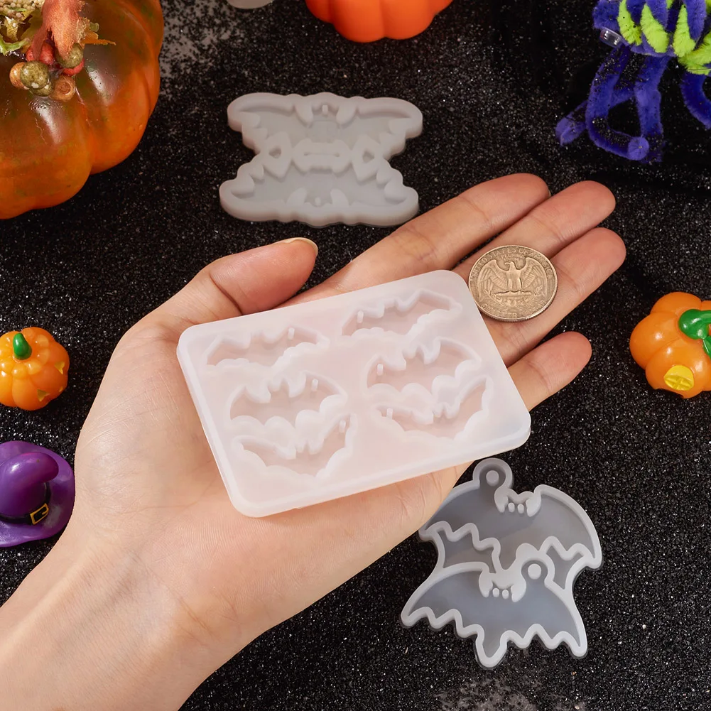 3Pcs Halloween Bat Pendants Silicone Molds Resin Casting Molds for Epoxy Resin Necklace Earrings Keychain Jewelry Making Gifts