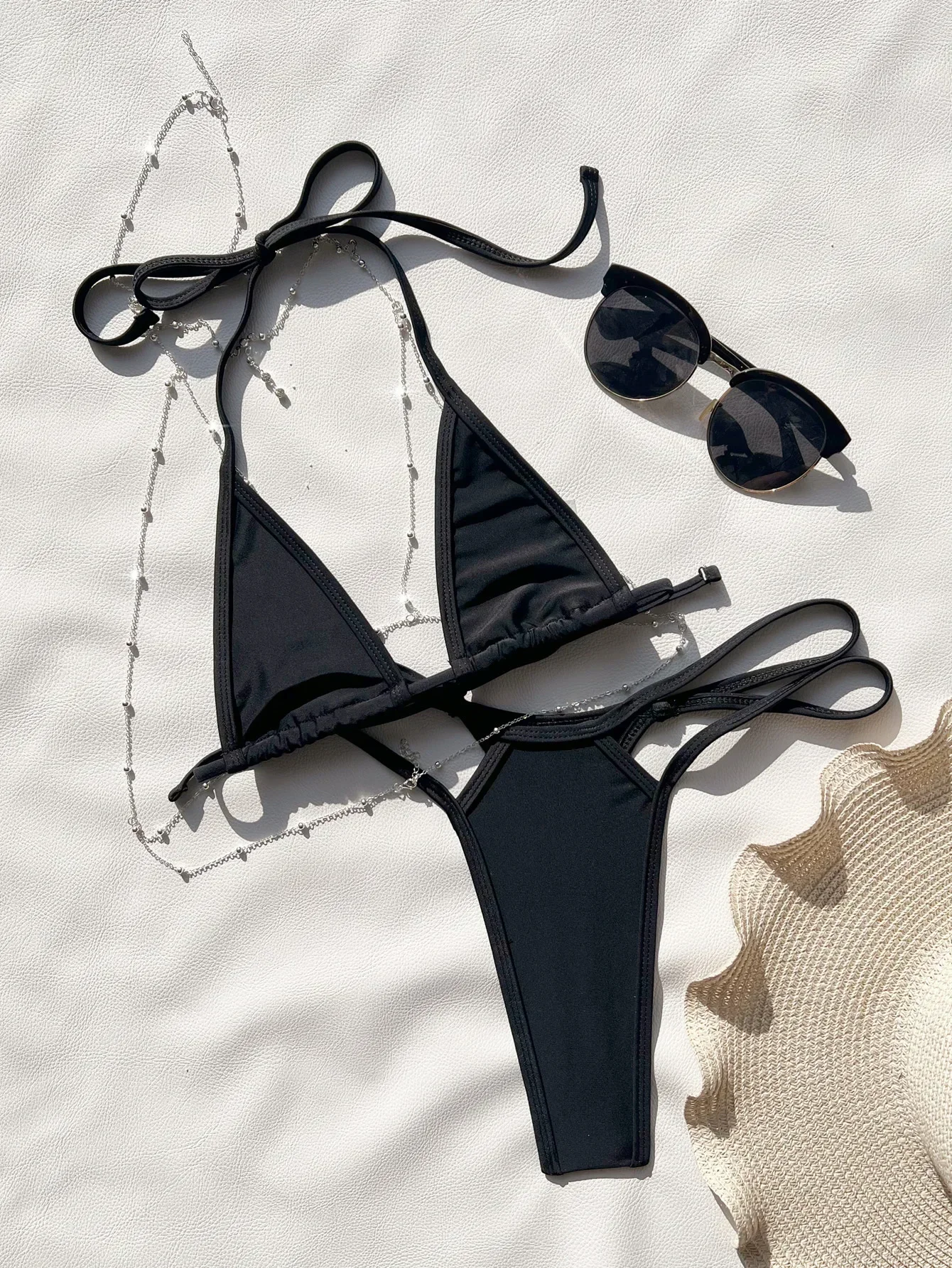 Sexy Solid Color Mini Bikini,chain Accessories,low Waist Thong Triangle Cup Suspender Backless Swimsuit,2025 Summer Beachwear