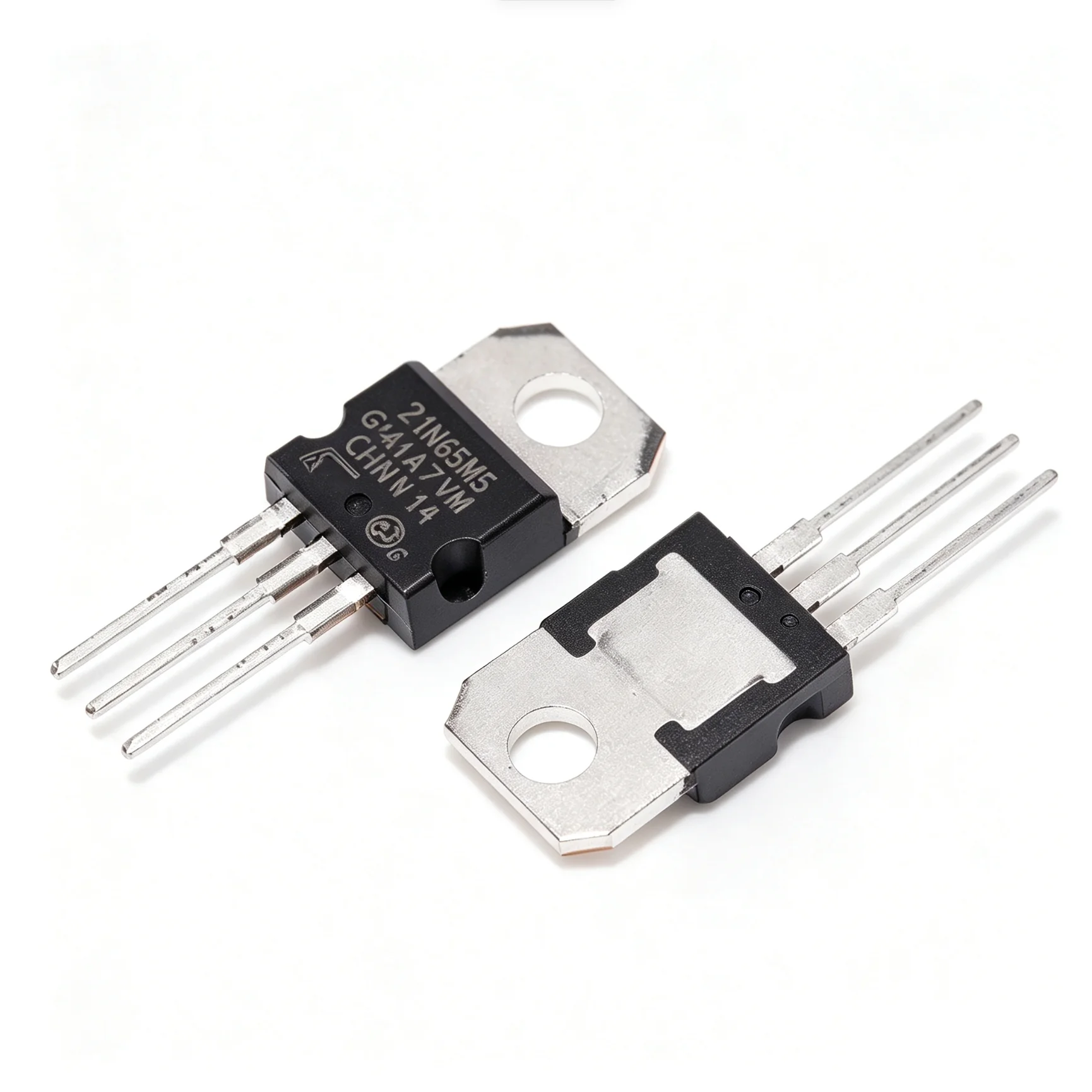 1PCS STP21N65M5 Marking 21N65M5 TO-220AB-3 650V 17A 125W 150mΩ 0.15Ω ohms N-channel NEW Original Field-Effect Transistor MOSFETs