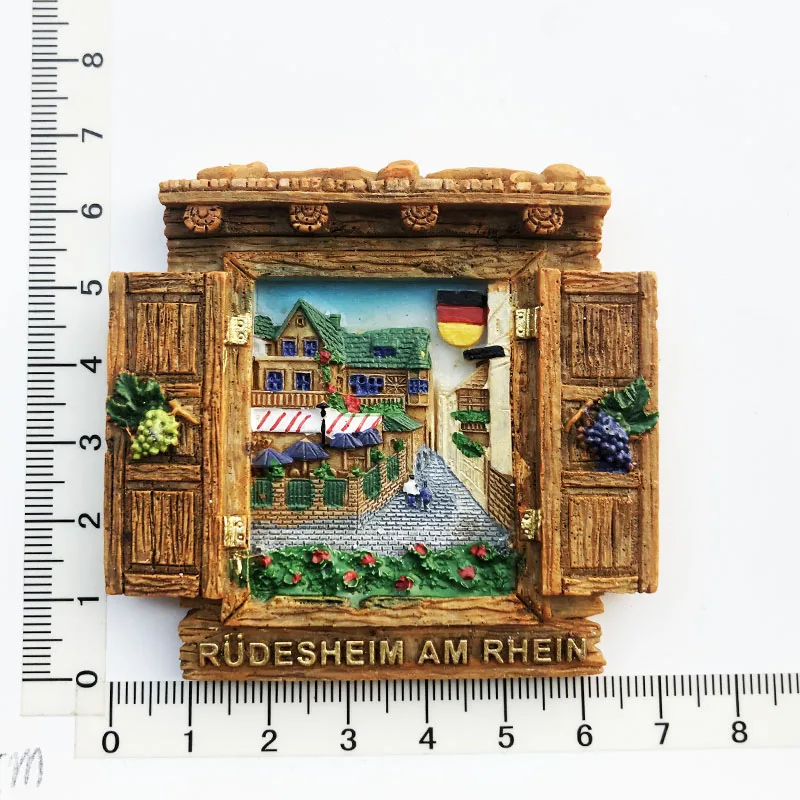 

Fridge magnet gift resin decorations, message stickers, tourist souvenirs in Ludesheim, Rhine