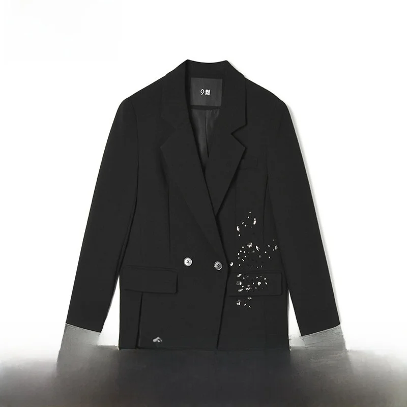 elegante-de-mujer-con-diamantes-incrustados-largo-medio-estilo-casual-para-primavera-2026-corte-entallado-fibra-co