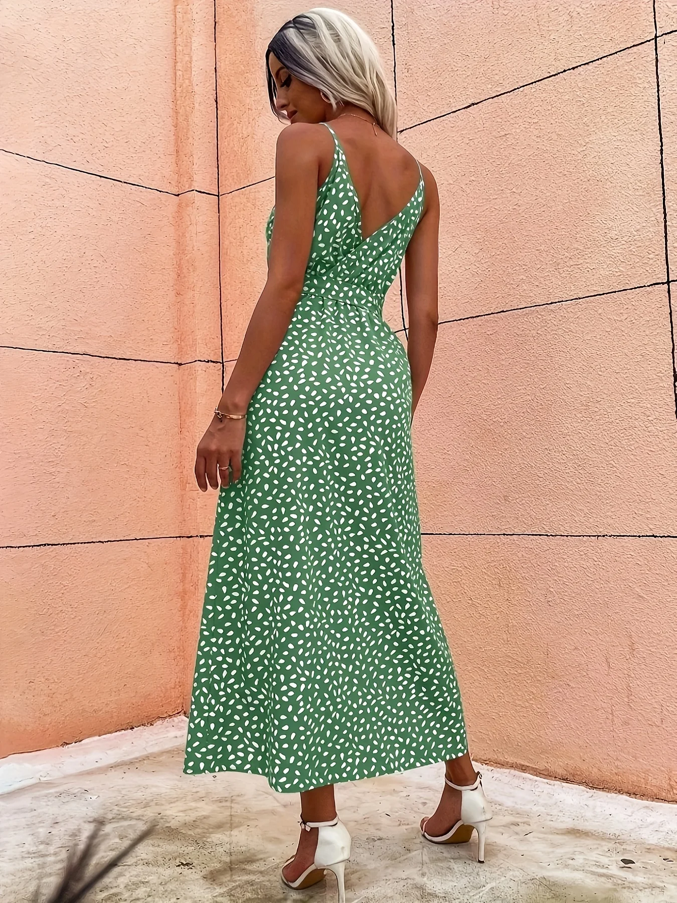 فستان أنيق للسيدات بطباعة مرقط - مراجعة French Vintage Floral Midi Dress وسعره