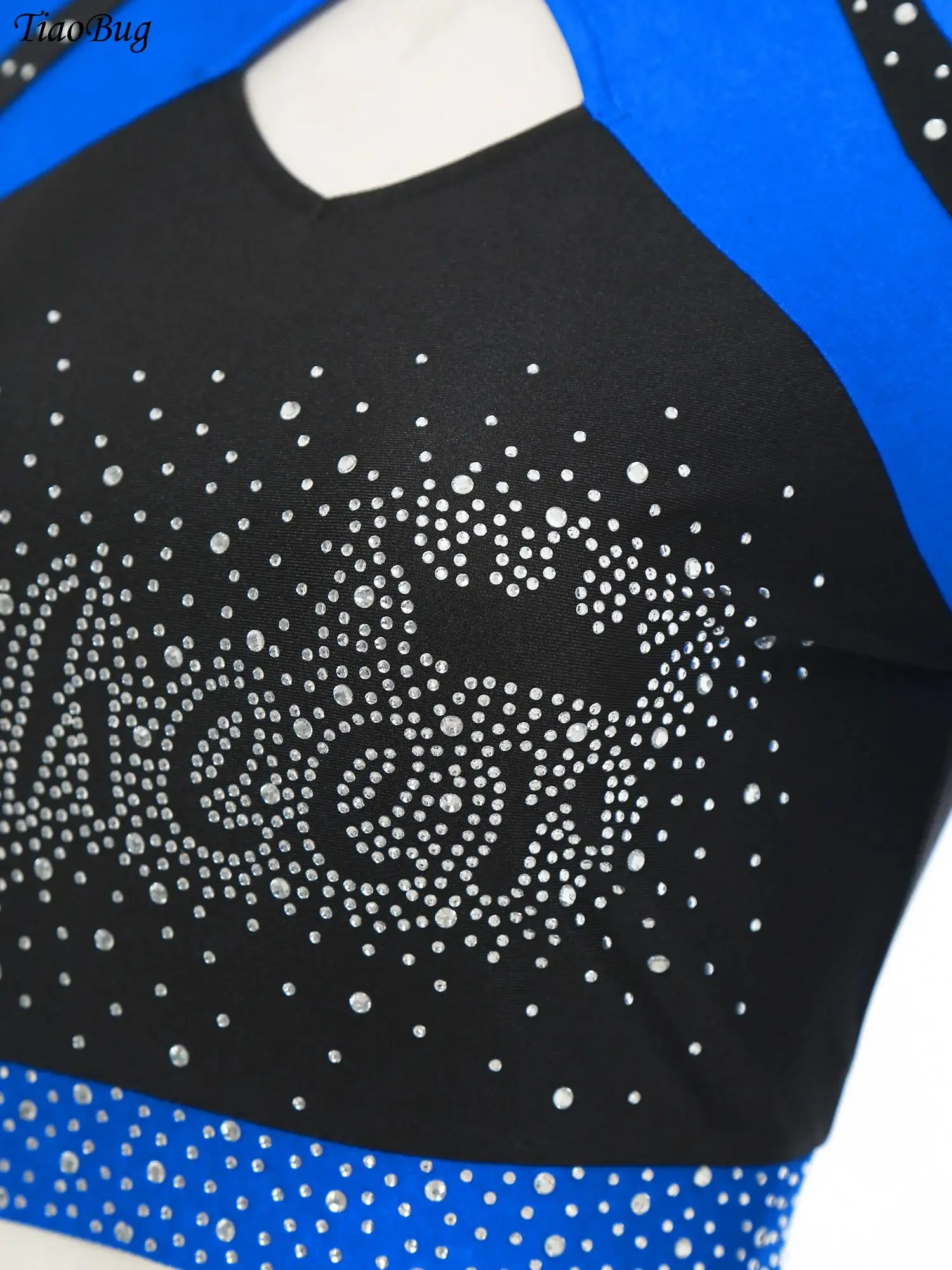 

Women's Shiny Rhinestone Cheerleading Uniform Dance Costume Long Sleeve Hollow Out Contrast Color Crop Top+Skating Skirt Outfits