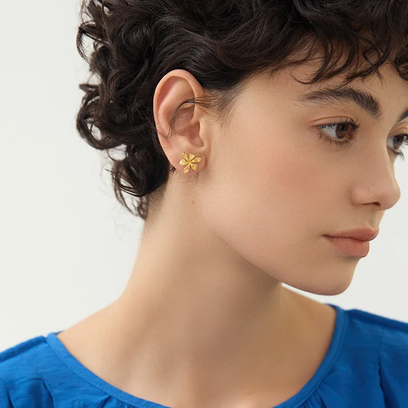 Golden Plated Delicate Iris Flower Stud Earrings Women Dainty Ligthweight Fashion Small Statement Earrings Gift 925 Silver Post
