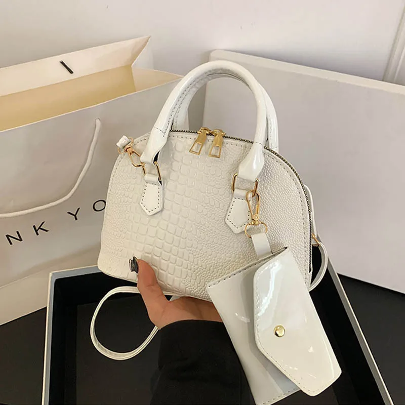 Retro Shell Handbag Women's  New Arrival High-Quality Texture Handheld Crossbody Bag Fashion Crocodile Print Single Shoulder Bag