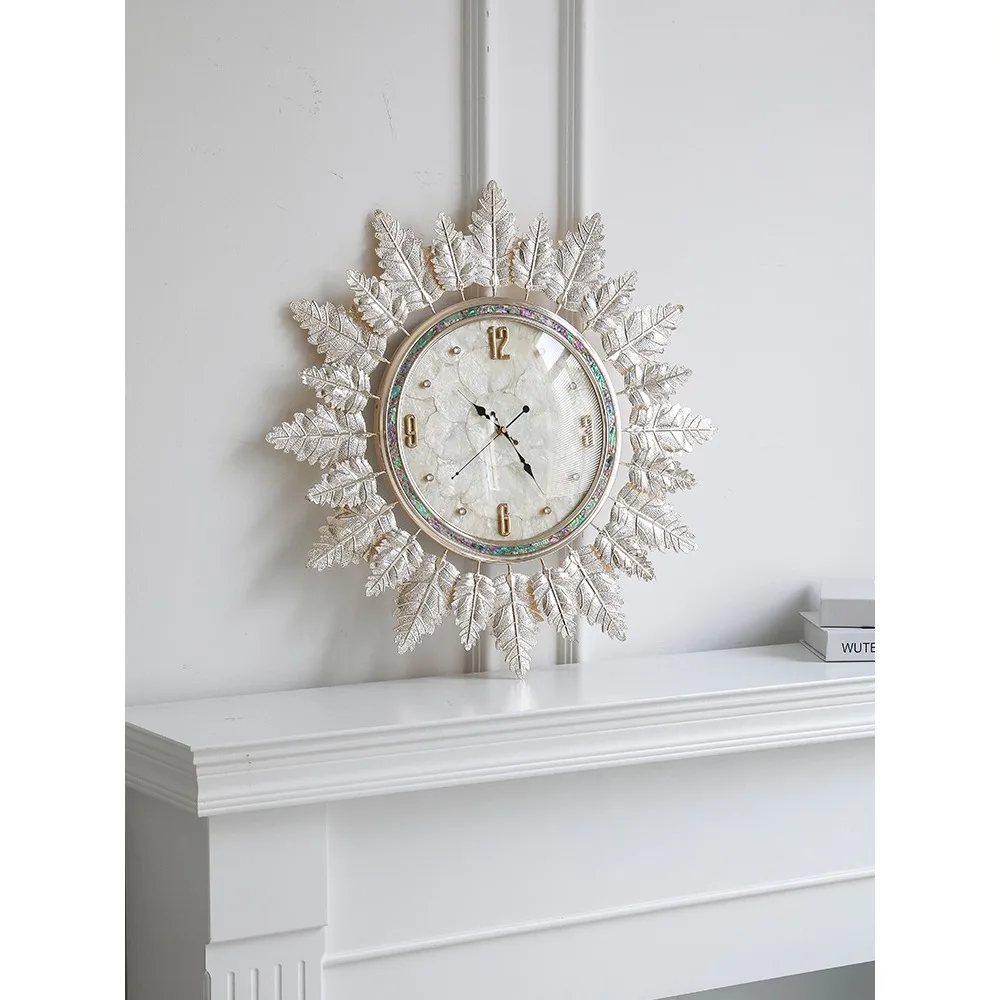 Advanced sense of luxury shell wall clock creative clock decorative wall clock modern minimalist household living room mute cloc