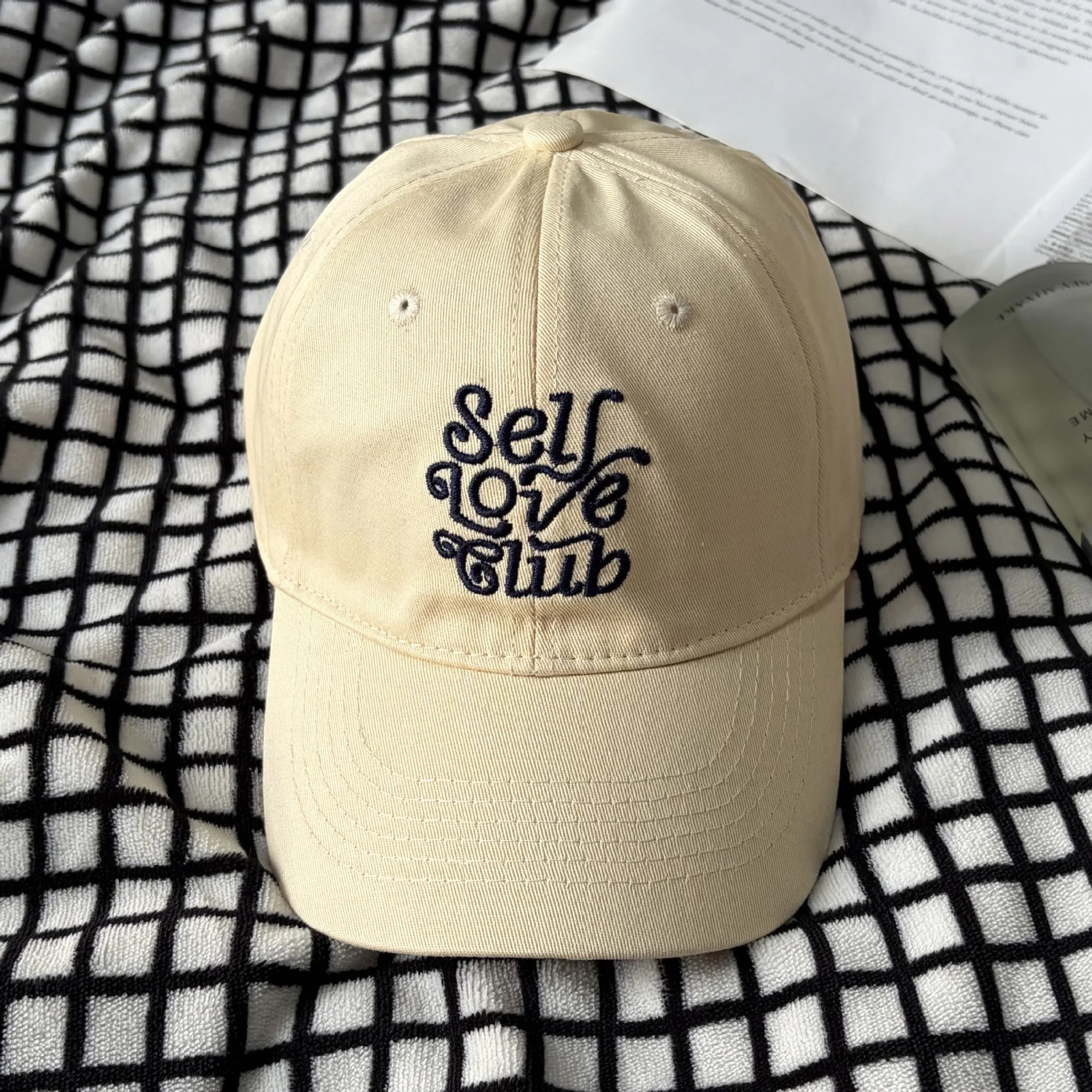 

Women Baseball Cap with Pink Embroidery Soft Top Dad Hat Outdoor Sports Adjustable Cap for Men