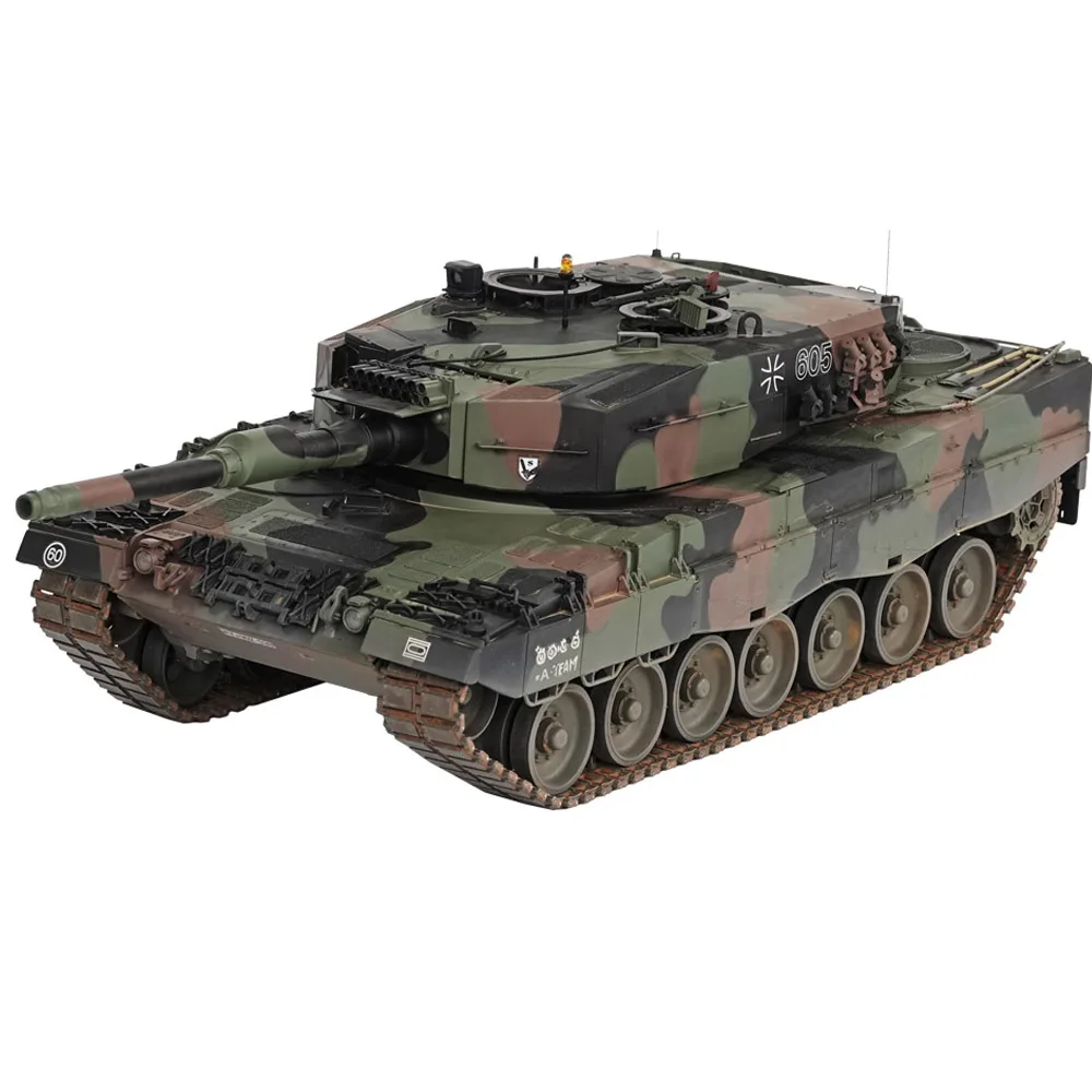 Novo 1/16 alemanha leopardo 2a4 rc tanque de batalha mundial militar ww2 fumaça & som remoto 2.4g l2a4 camuflagem de alta qualidade hobbytoki