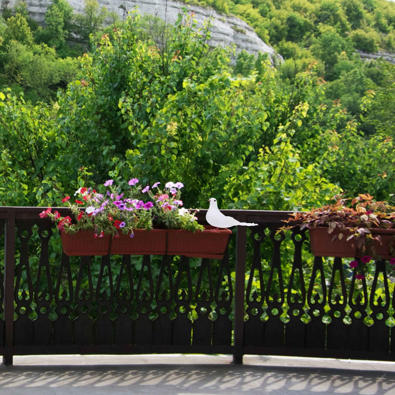 

Lifelike Peace Ornament Garden Decorative White Pigeon Yard Craft Emulation Dove Statue Foam Pigeon Outdoor Garden Decoration