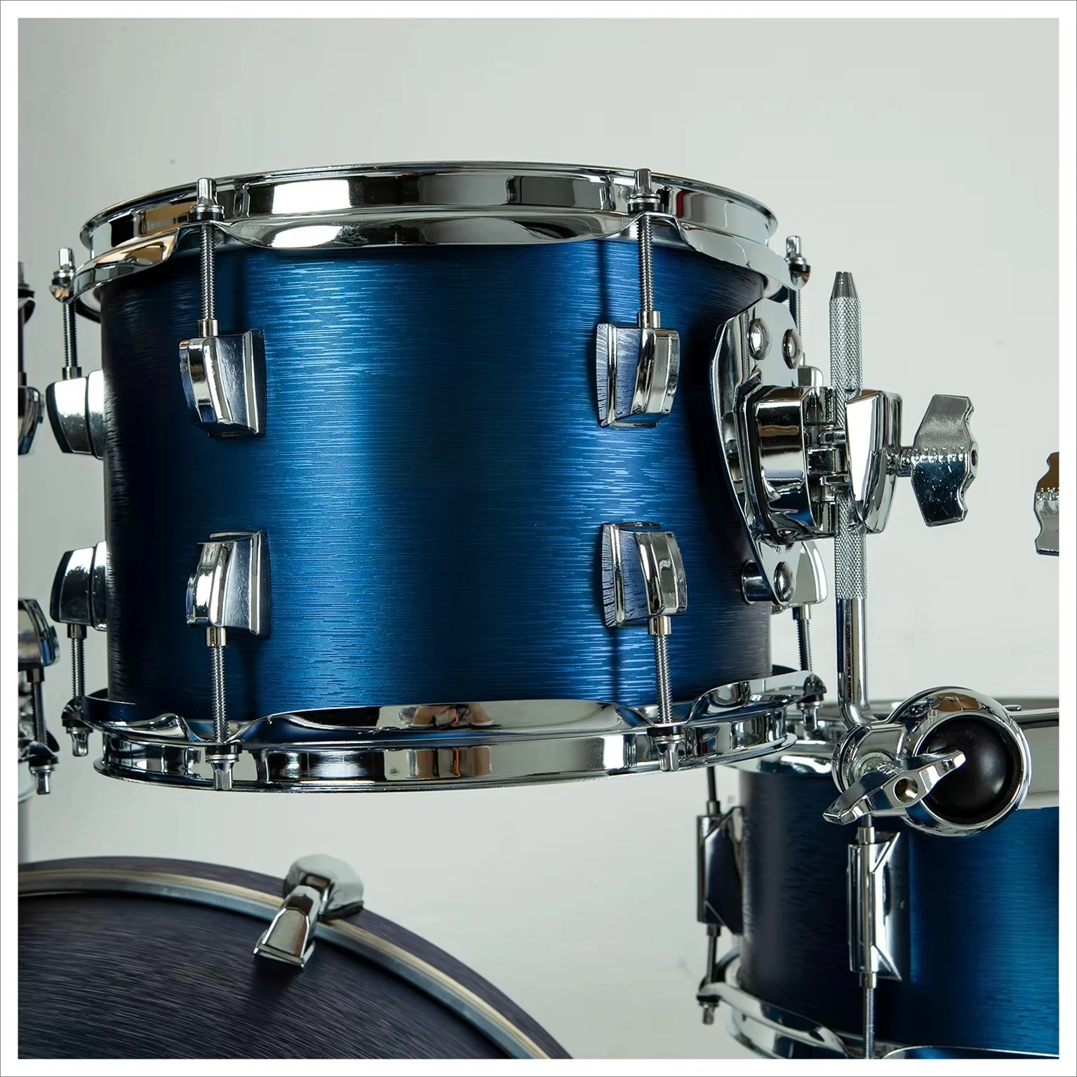 Brand Wrapped Poplar Wood Shell Deep Blue Acoustic Drum Set for Drummers with Heads