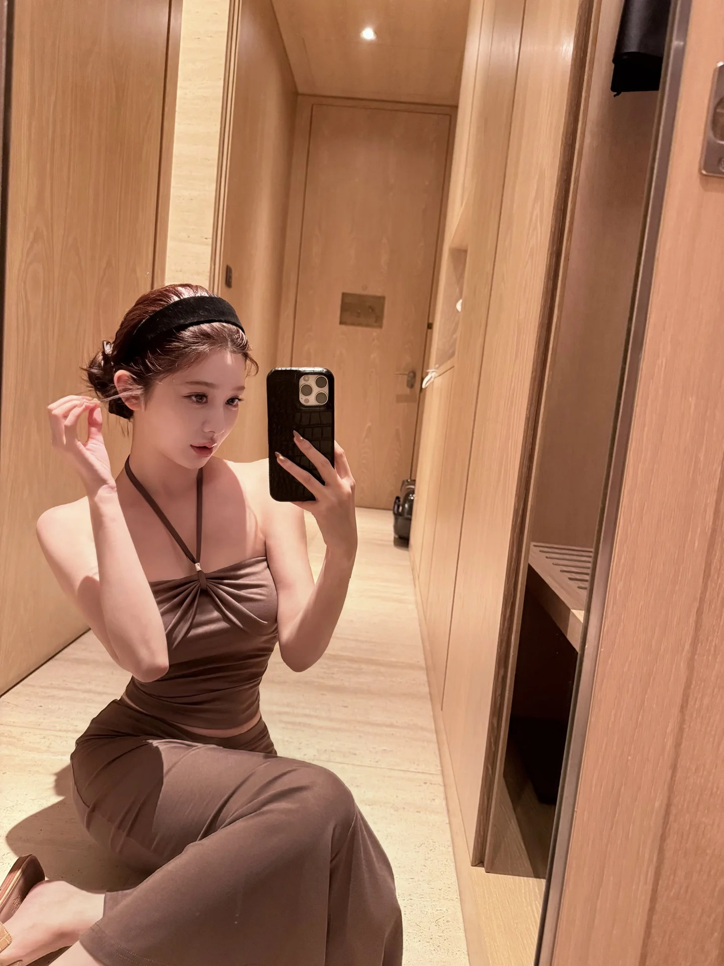 

Asian Deep Brown Learsel Strapl Tube Top with Chest Pad Fi Tail f Skirt Two Piece Set Casual Sle Summer Faion