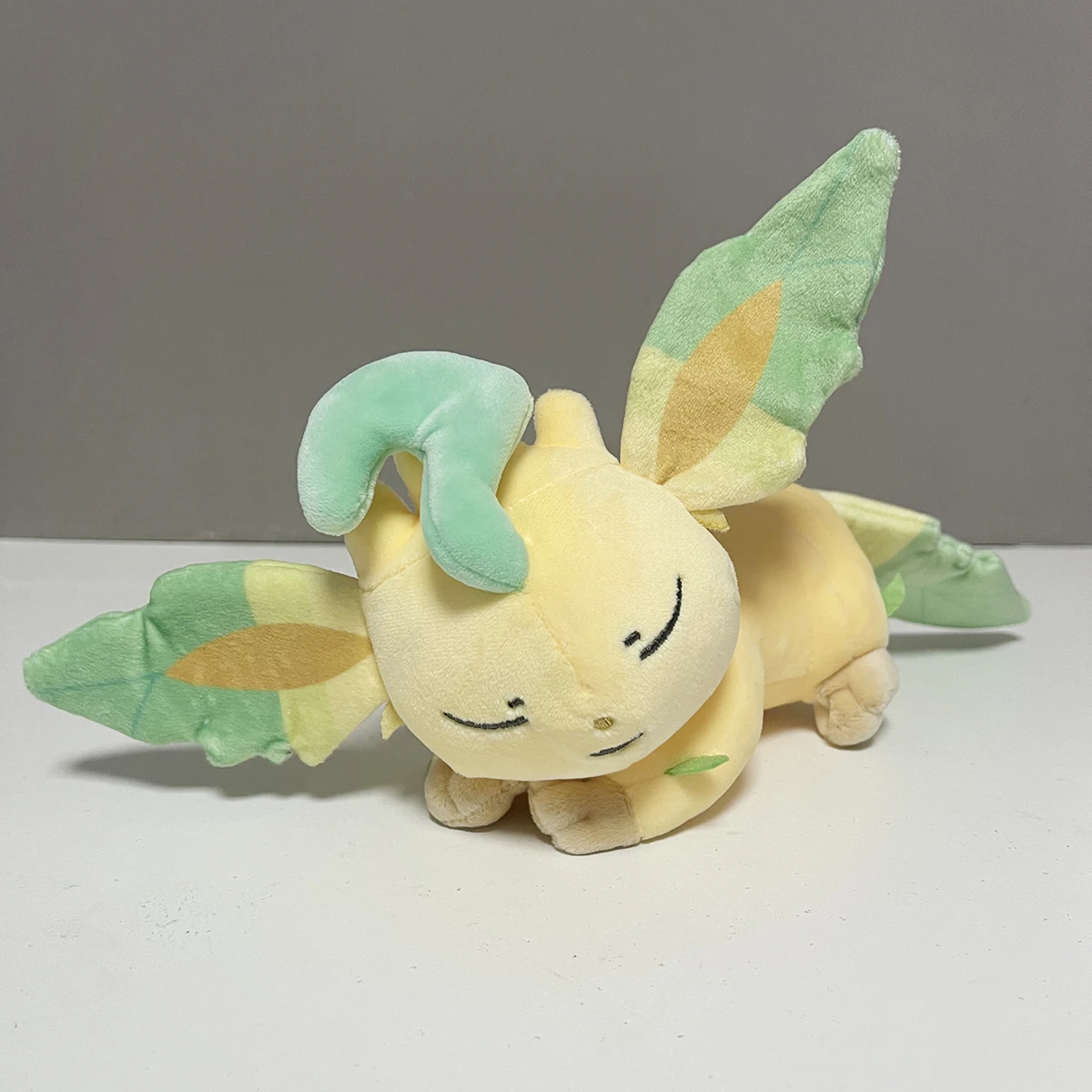 البوكيمون ألعاب من نسيج مخملي النوم Piplup Sylveon Eevee Pichu Leafeon محشوة الحيوان لينة Sprigatito Charizard Plushies محشوة الدمى