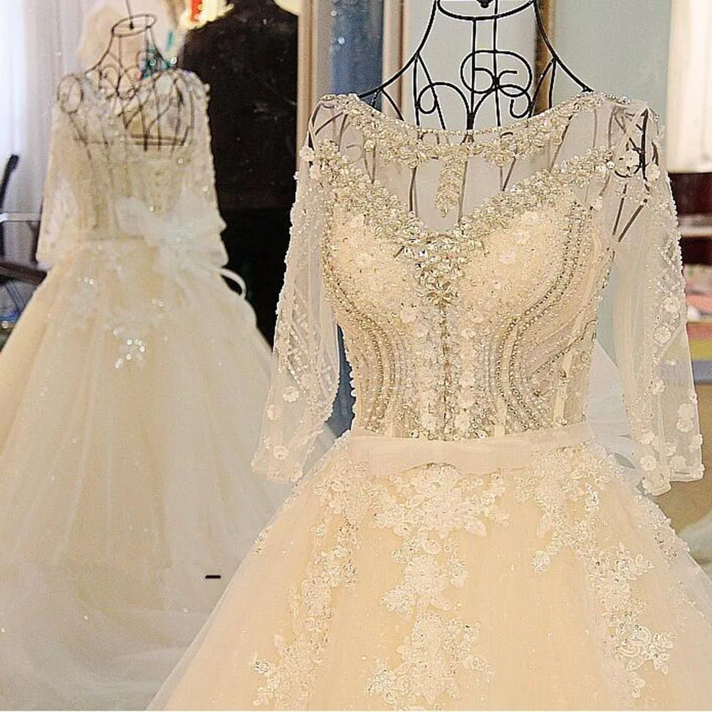 Luxury Princess Ball Gown Wedding Dresses Sparkly Rhinestone Beaded Appliques Bridal Gowns Tailor-made Long Sleeves Women Dress