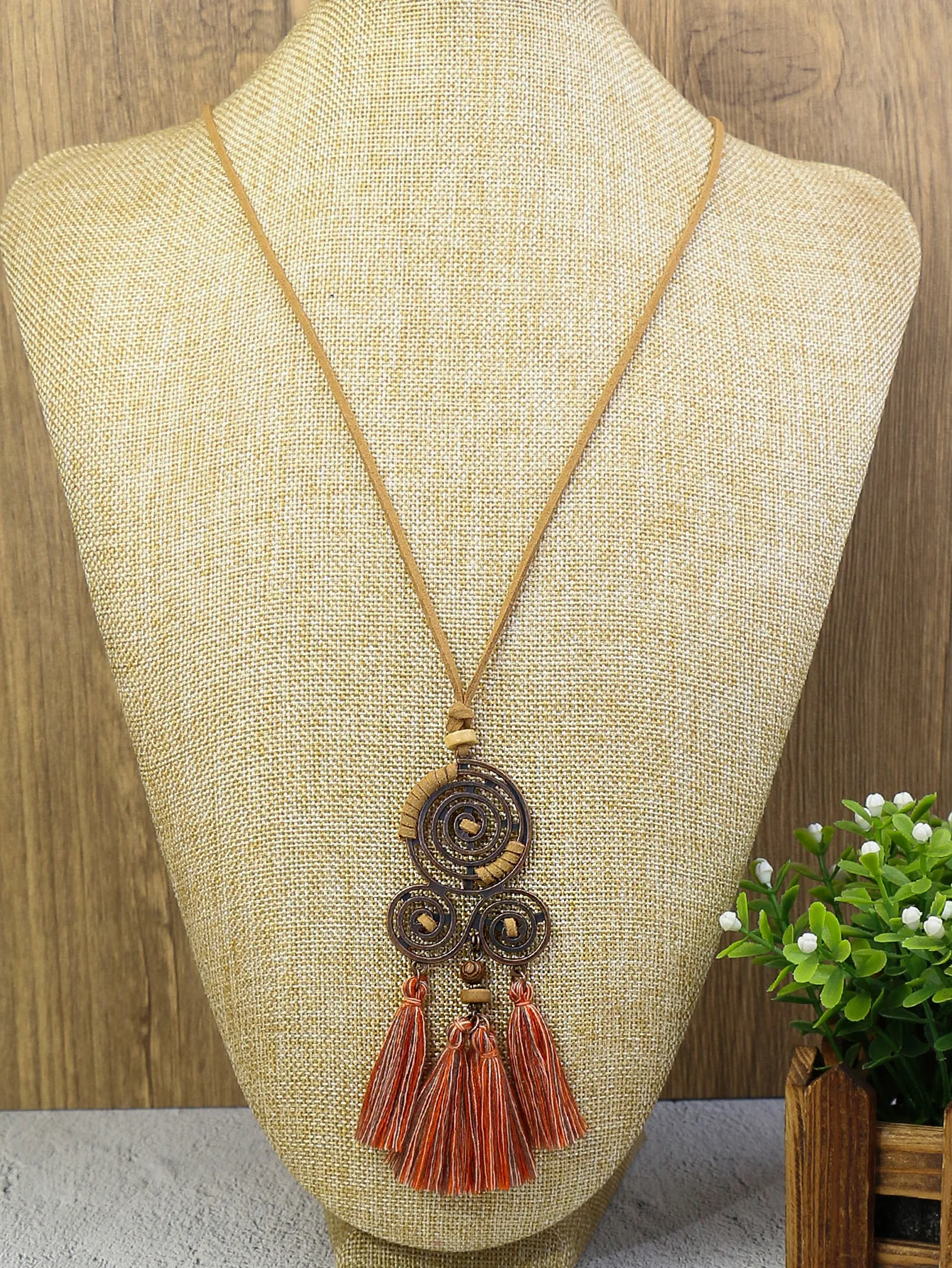 Vintage ethnic jewelry creative sweater chain tassel Dreamcatcher pendant lady texture necklace necklace