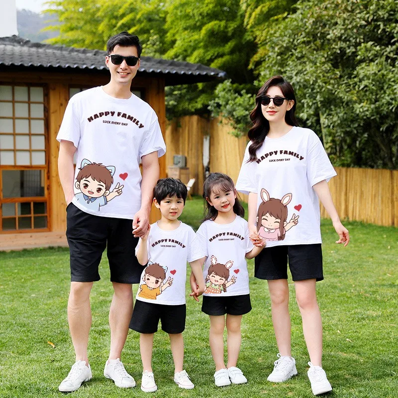 Casual High Quality Family Look Summer 2024 Cotton T shirts Matching Family Outfits Daddy Mommy Daughter Son Short Sleeve Tops