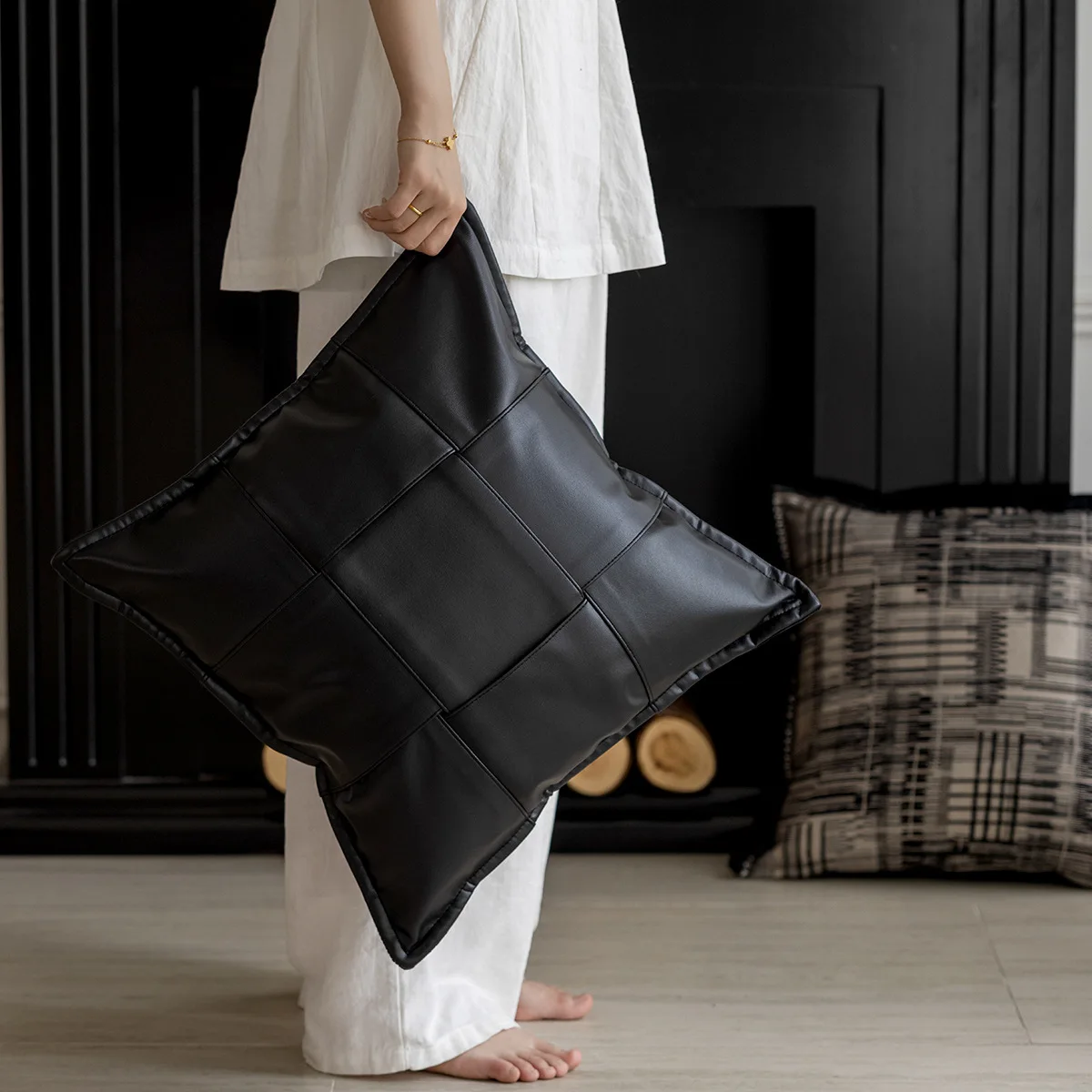 30x50/45x45cm Italian Style Black White Faux Leather Woven Pillow Cover Designer Lumbar Cushion for Sofa Couch Hotel Living Room