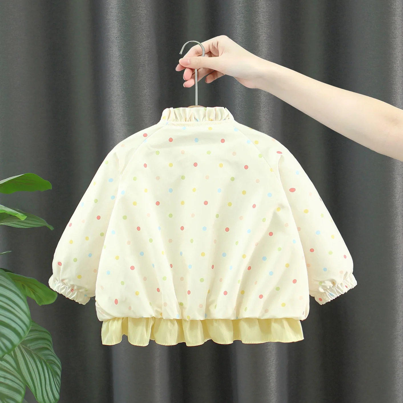 Autumn New Colorful Polka Dot Long Sleeved Baby Girl Coat Cute Cartoon Button Children'S Clothing (9 Months -4 Years Old)