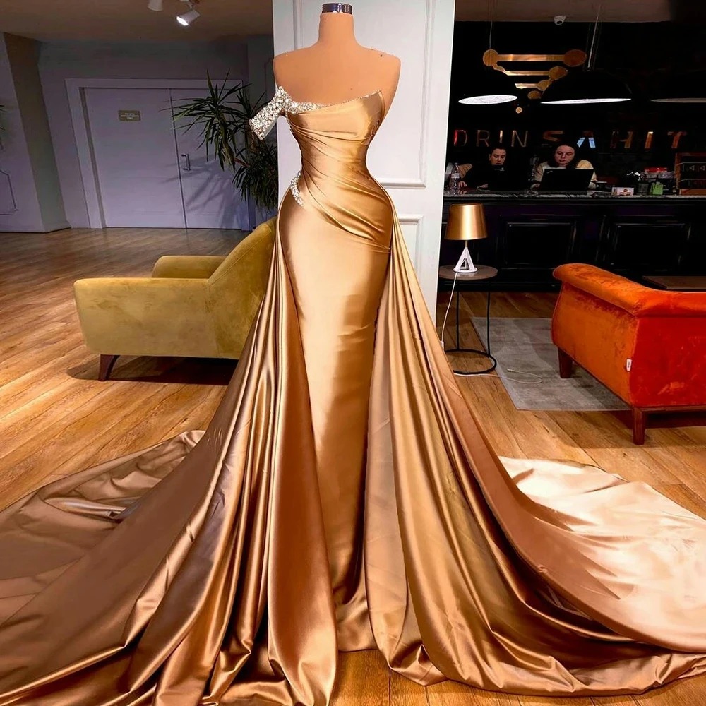 Gorgeous Gold Satin Evening Dresses One Shoulder Mermaid Luxury Crystal Formal Party Prom Gowns Pleat Robe De Soiree