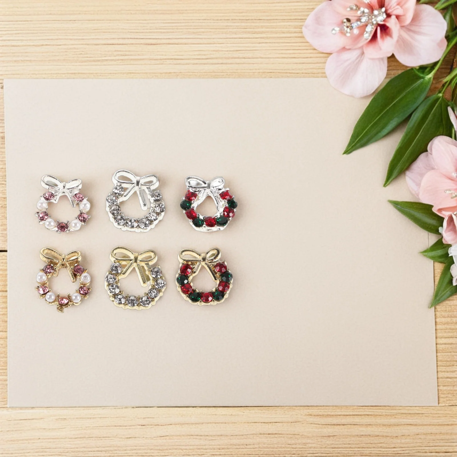 

30 шт. металлических украшений для ногтей: бантики и венки со стразами для рождественского маникюра, праздничные аксессуары для DIY и вечеринок