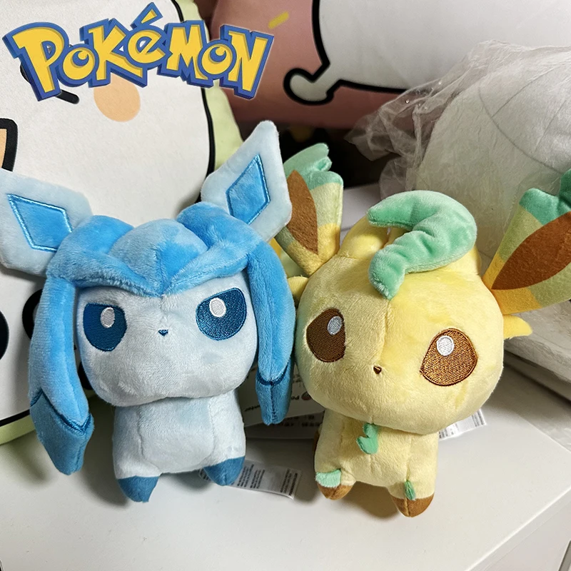 Original Pokemon Stuffed Plush Toy Center Anime Animals Eevee Series Vaporeon Sylveon Umbreon Flareon Cartoon Figures Doll Gift