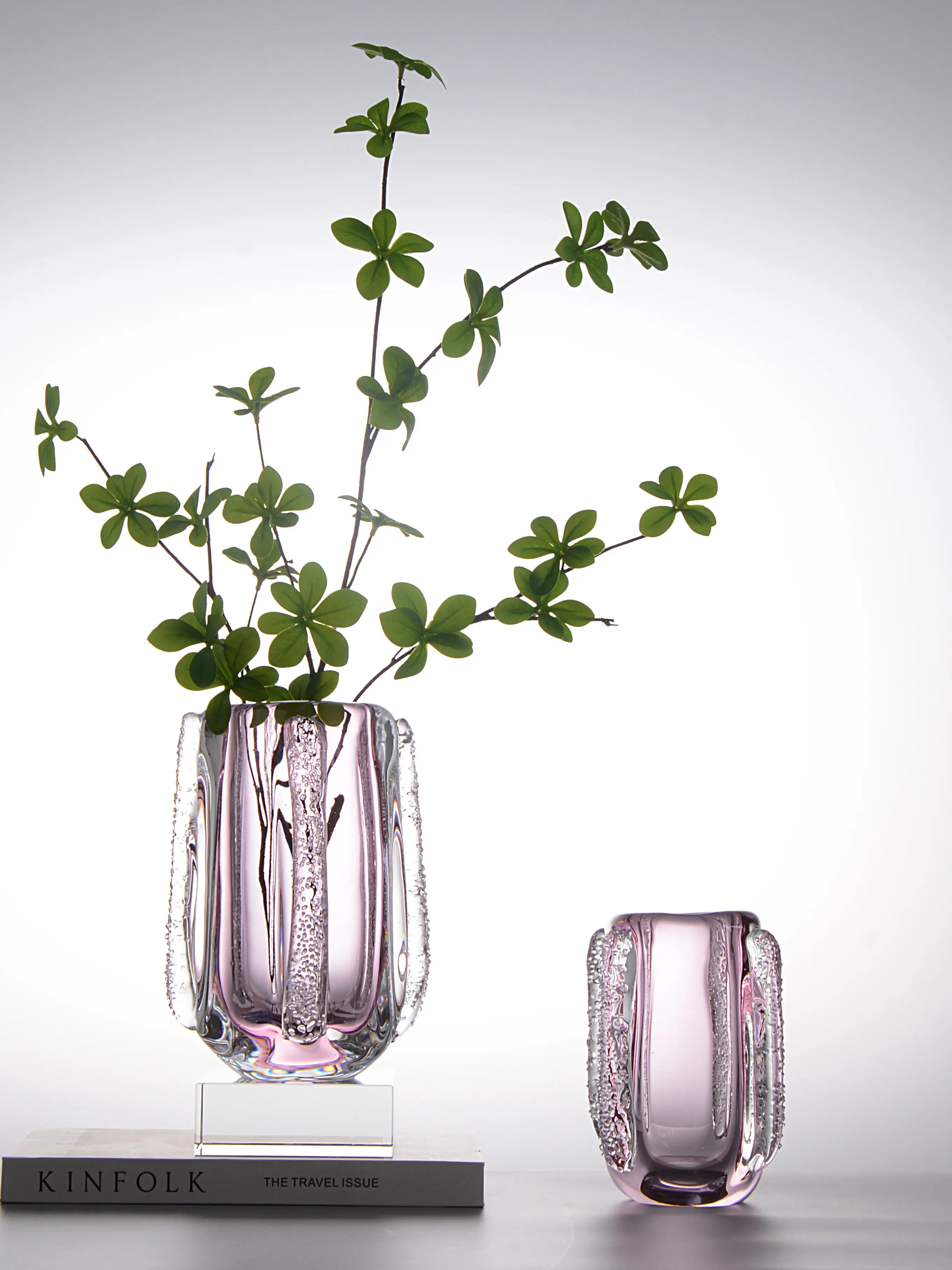 Vase, light luxury and high-end sense of beautiful glazed vase