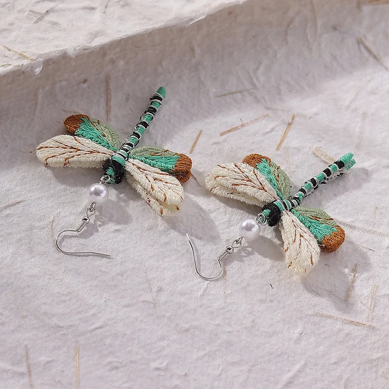 New European and American retro dragonfly earrings with female personality, ethnic style, animal fabric earrings