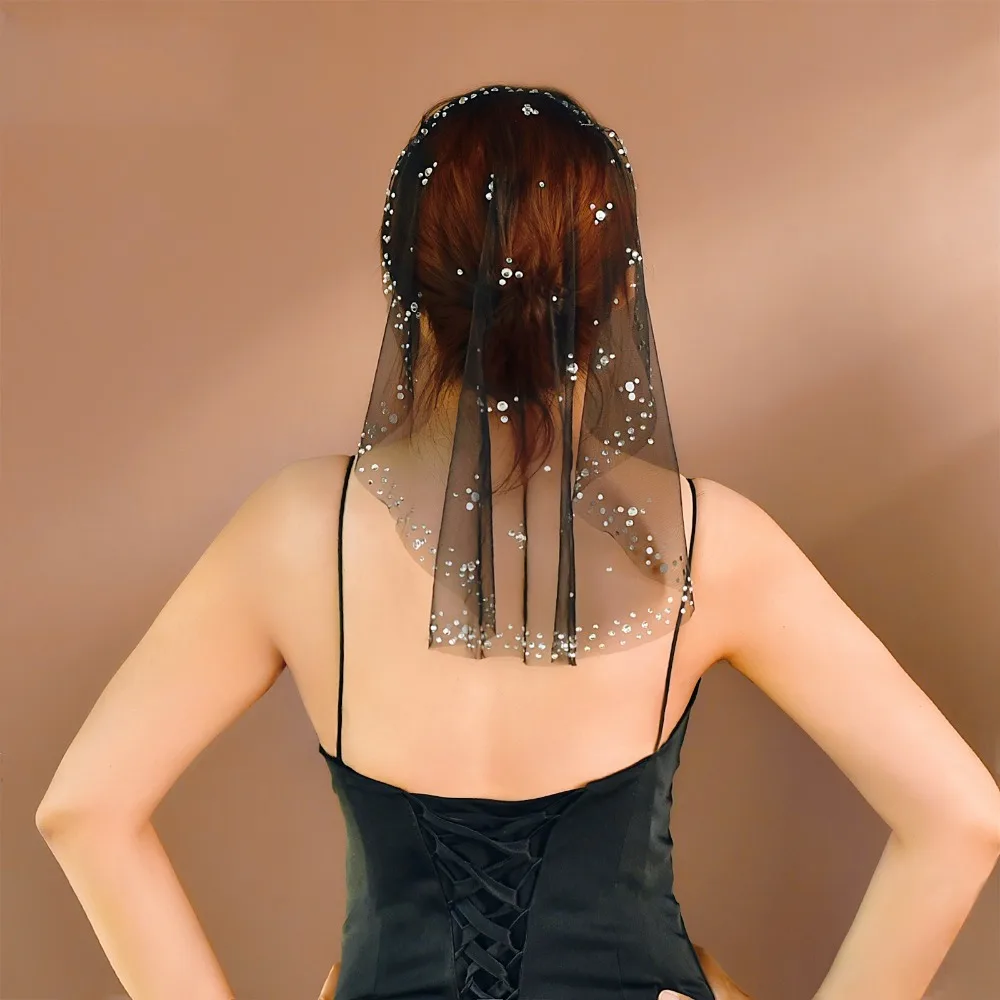 

Luxury Rhinestone Wedding Veil Blusher Veil with Cut Edge for Bride Wedding Accessories Women's Wedding Dresses Black White