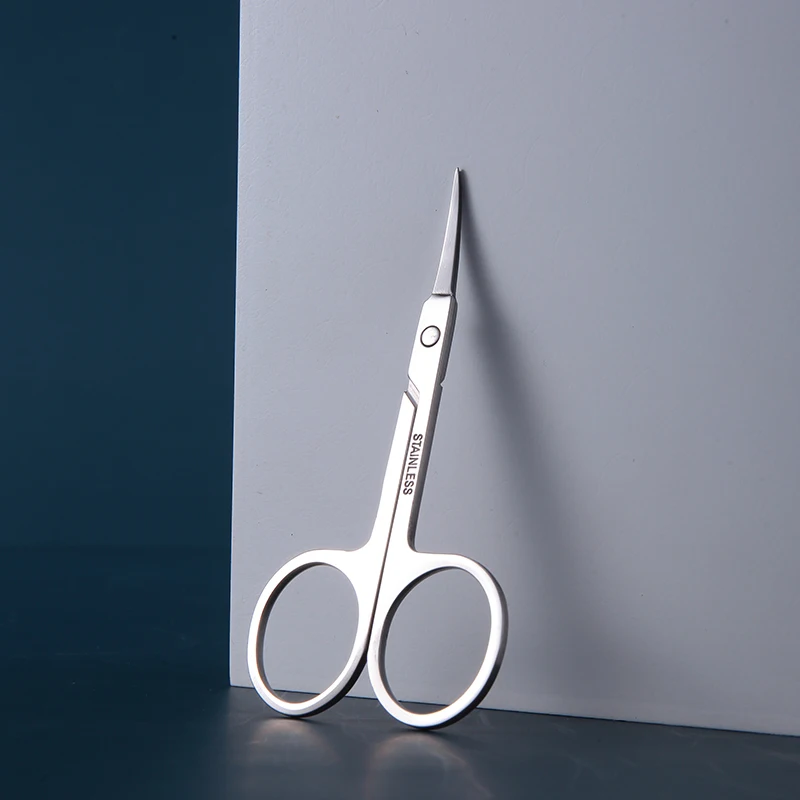 1 szt. Nożyczki do makijażu ze stali nierdzewnej z ostrzem wypukłym i spiczastym, do rzęs, brwi, włosów w nosie, małe, cienkie narzędzia do makijażu