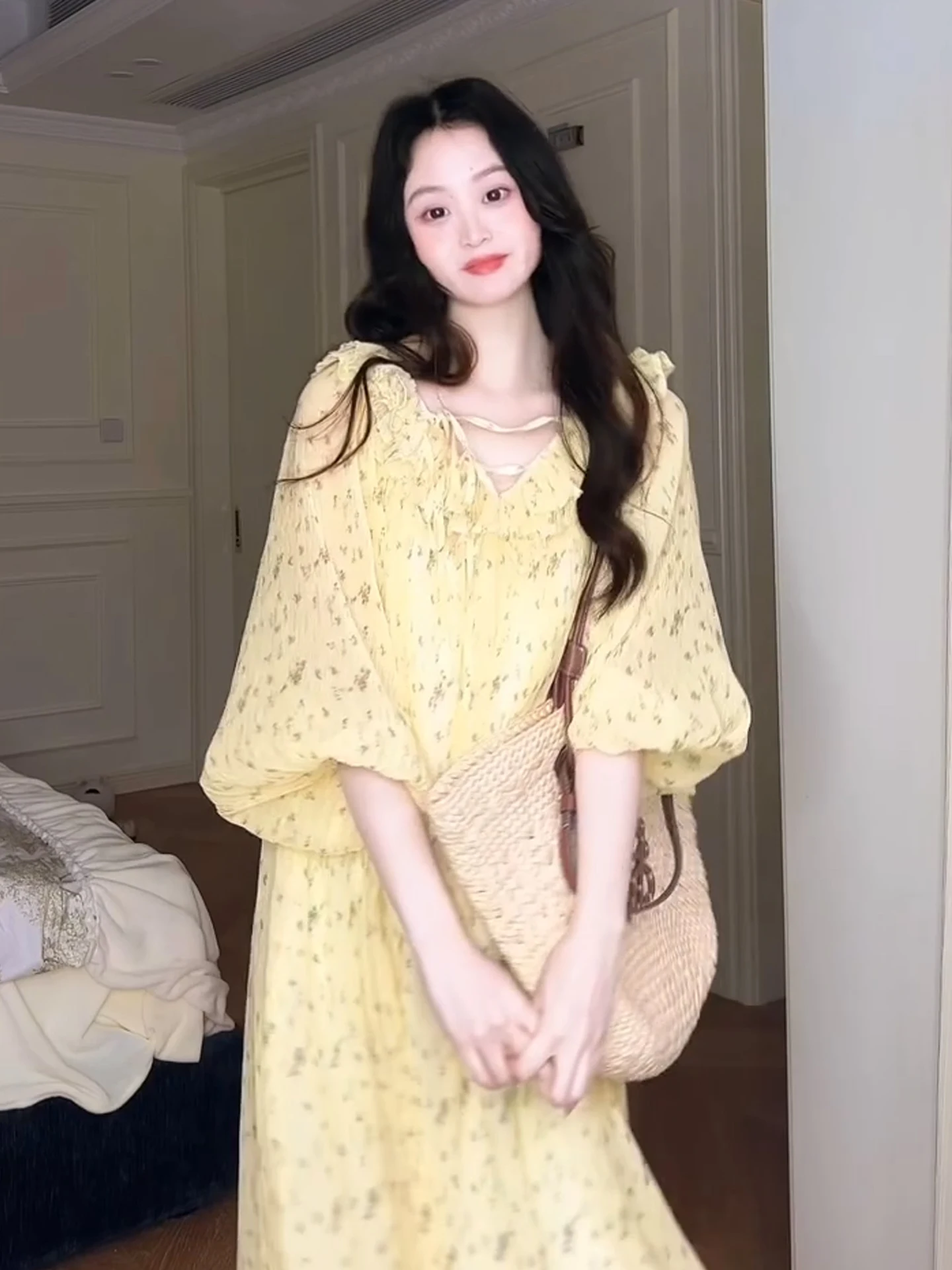 

Keni plus Size Casual Style Floral Lace Hem Long Dress Women Spring Summer Loose Fit Lazy Style Dress for Plump Women